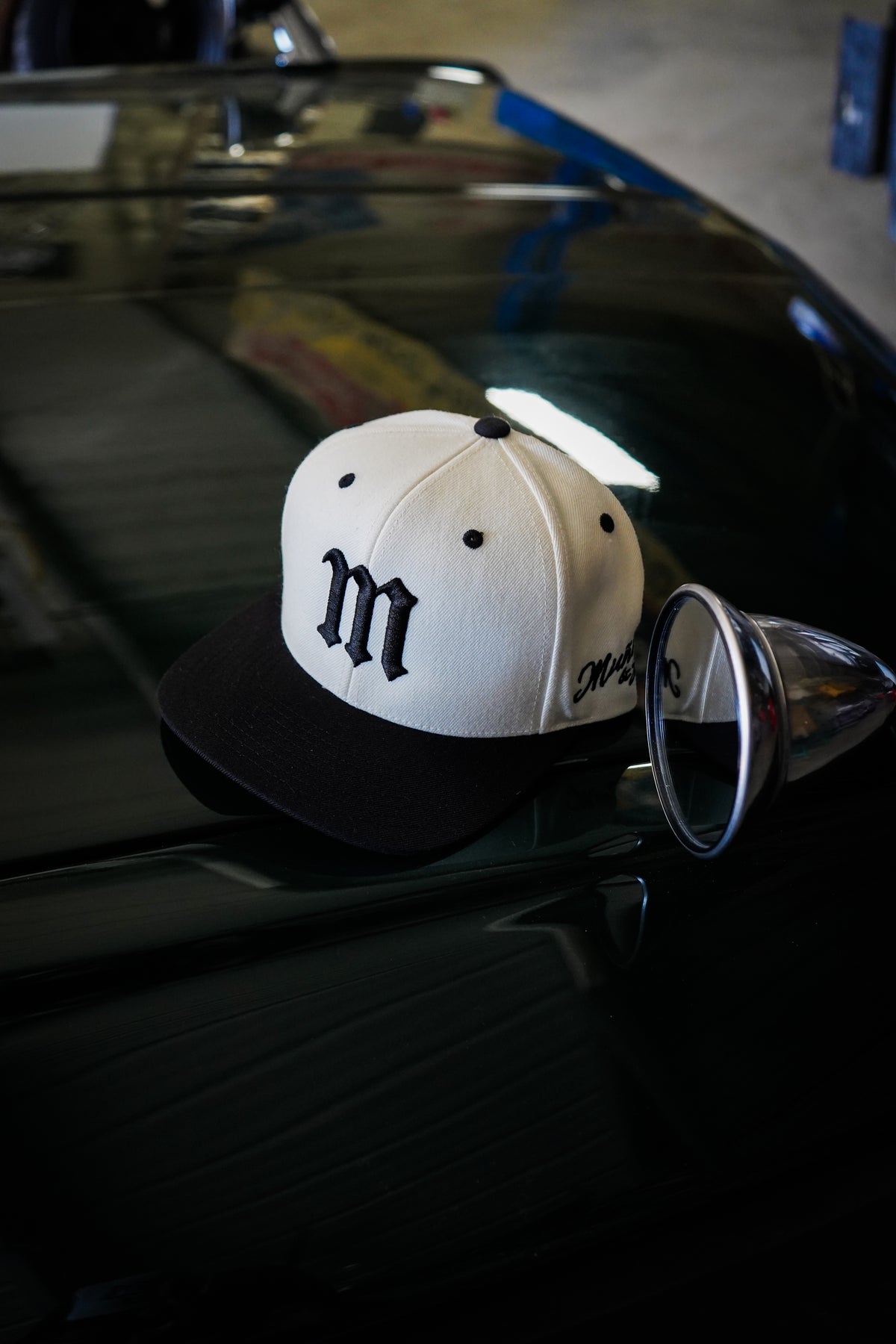 FALL 26' OPEN SHOP WHITE SNAPBACK